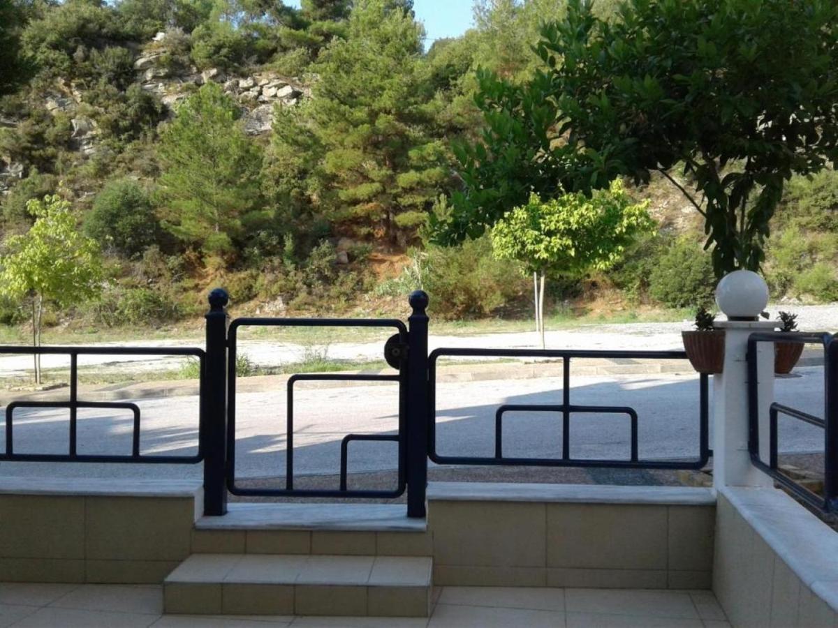 Lilac Studio Apartment Kavala Bagian luar foto