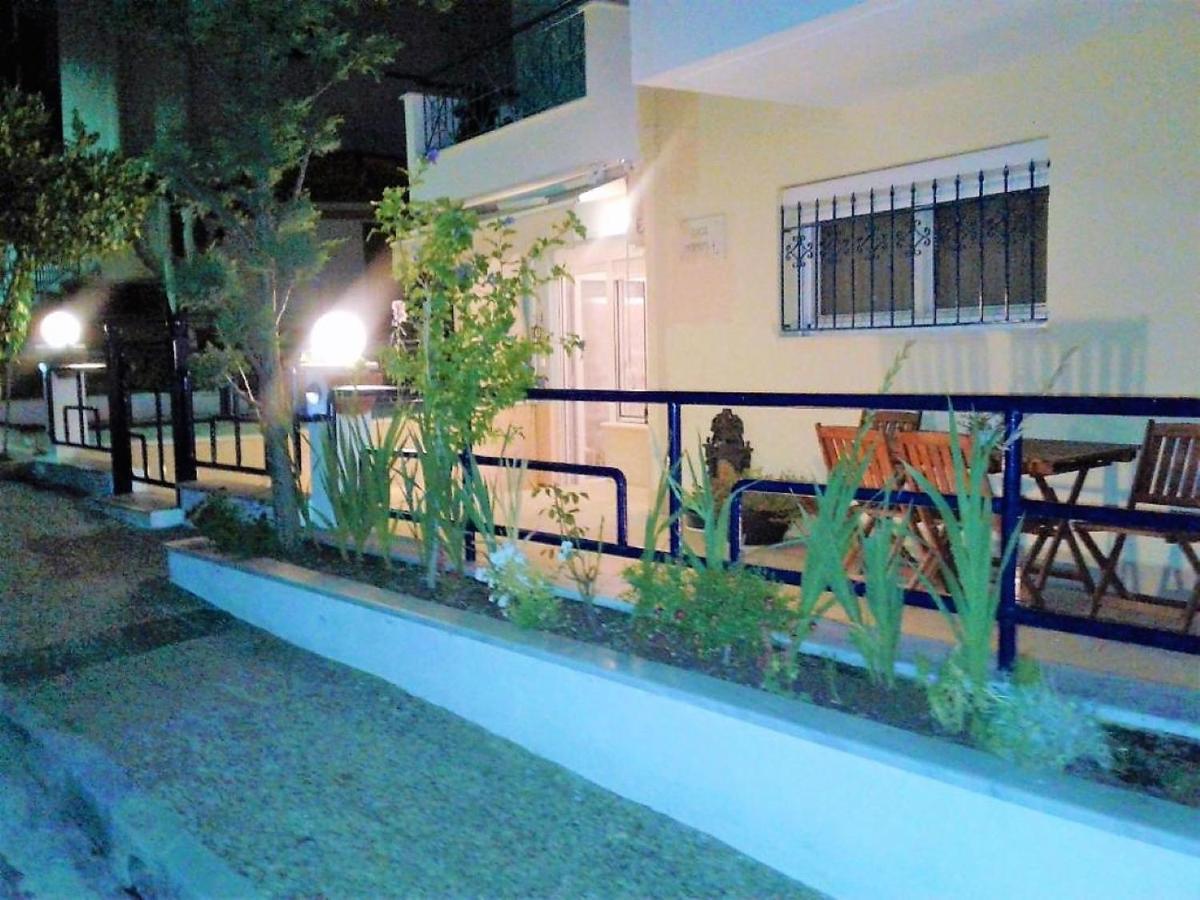 Lilac Studio Apartment Kavala Bagian luar foto
