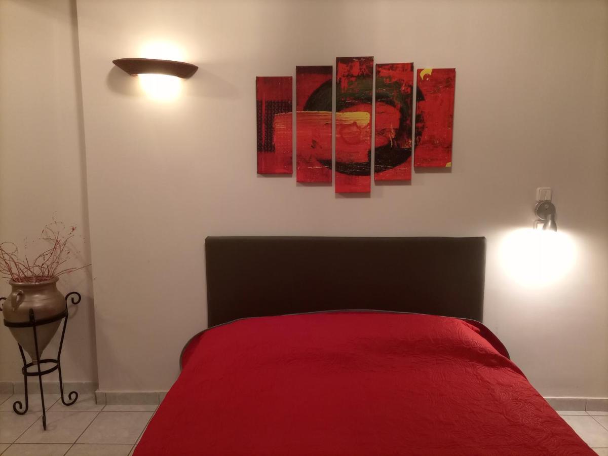 Lilac Studio Apartment Kavala Bagian luar foto