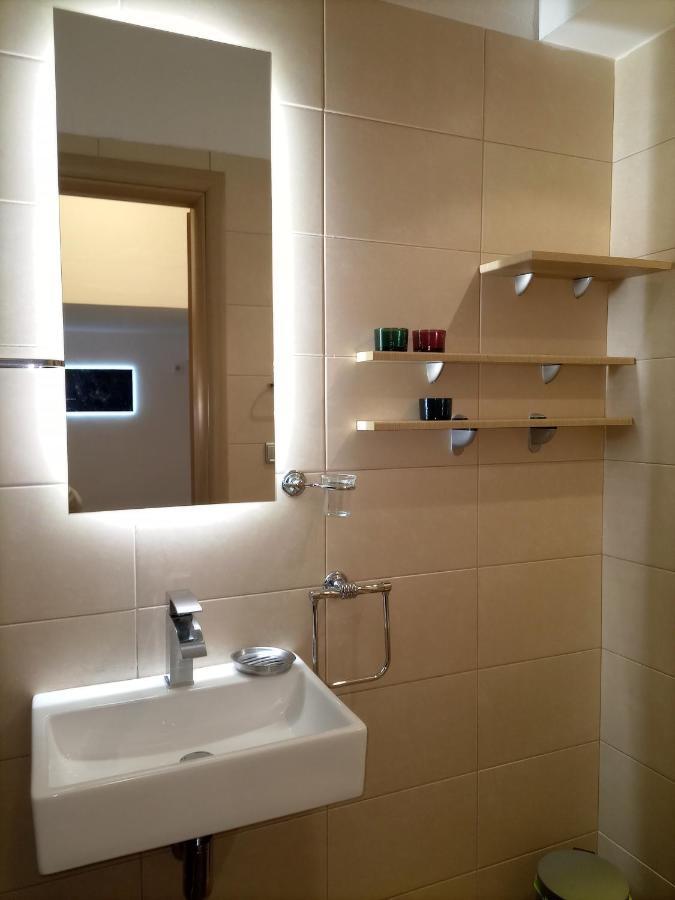 Lilac Studio Apartment Kavala Bagian luar foto