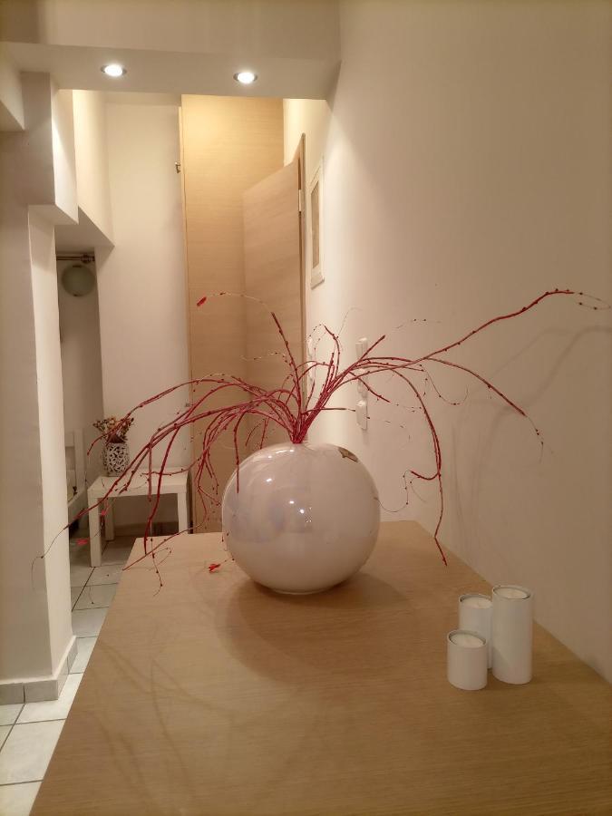 Lilac Studio Apartment Kavala Bagian luar foto